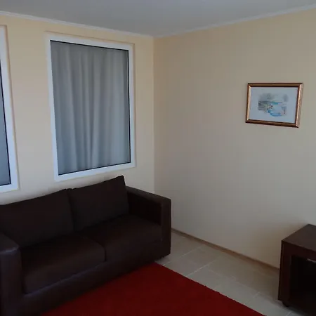 Sunset アパート ポモリエ